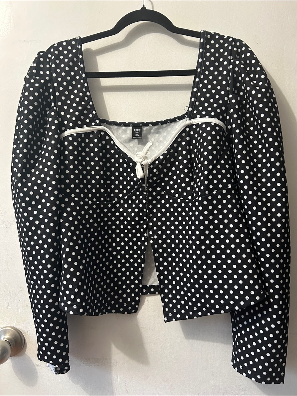 SHEIN Black & White Polka Dot Puff-Sleeve Button Down Top